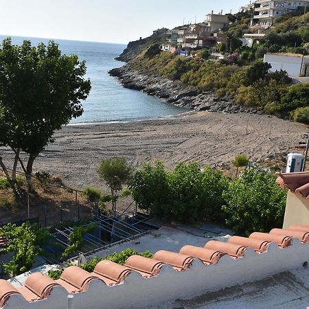 Vromopousi Irene'S Beach Front House מראה חיצוני תמונה
