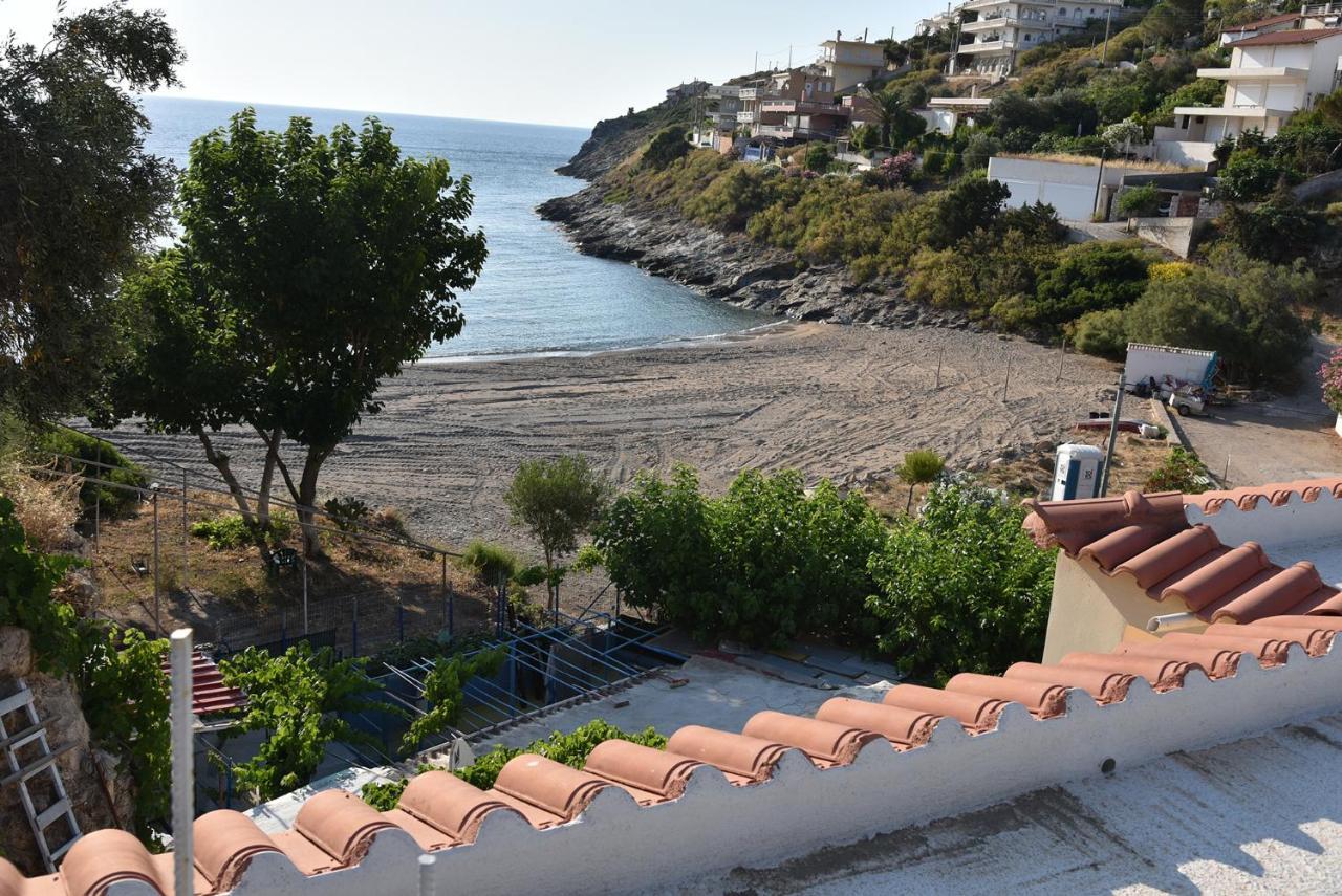 Vromopousi Irene'S Beach Front House מראה חיצוני תמונה