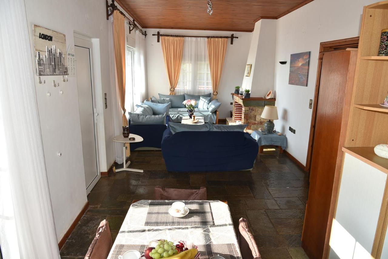 Vromopousi Irene'S Beach Front House מראה חיצוני תמונה